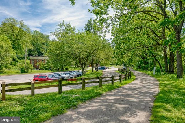 6 OLD GARRETT CT, White Hall, MD 21161