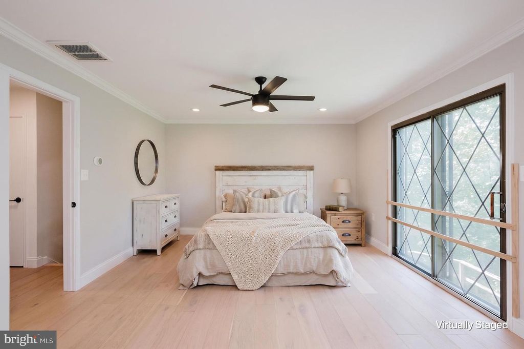 Image 45 of property listing at 6 OLD GARRETT CT, White Hall, MD 21161