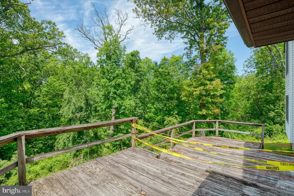 Image 66 of property listing at 6 OLD GARRETT CT, White Hall, MD 21161