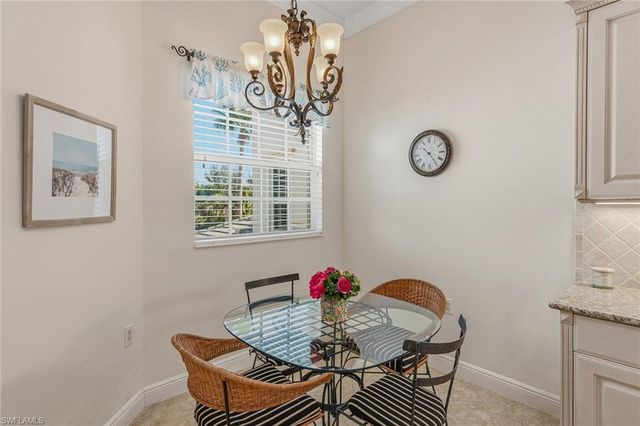 9271 Museo CIR # 203, Naples, FL 34114