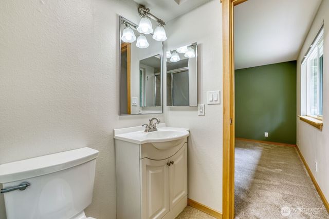 9615 NE 201st Street, Bothell, WA 98011