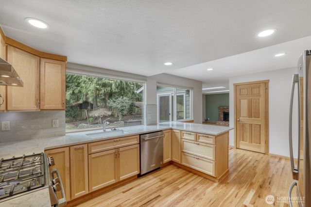 9615 NE 201st Street, Bothell, WA 98011