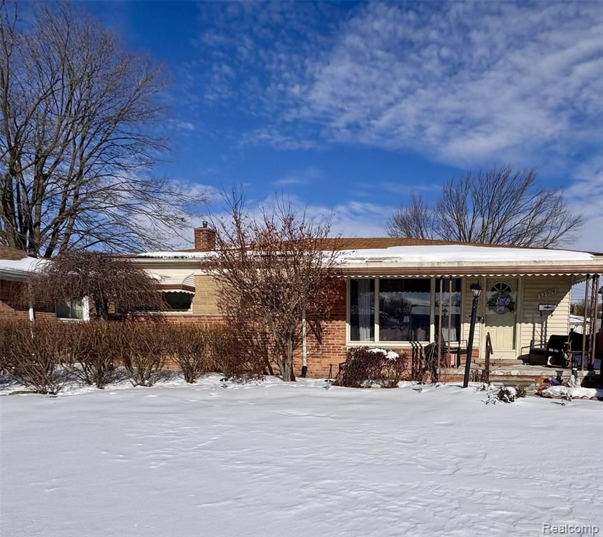 32974 Sheridan Street, Garden City, MI 48135