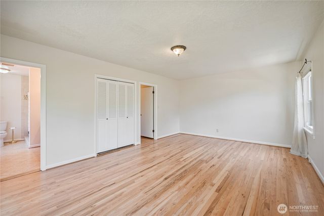 1327 18th Avenue, Longview, WA 98632