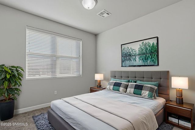 6221 Quicksilver Street, Las Cruces, NM 88012