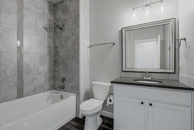 6221 Quicksilver Street, Las Cruces, NM 88012