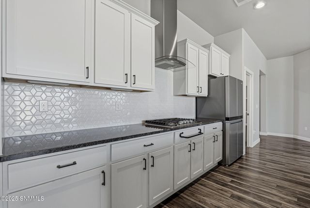 6221 Quicksilver Street, Las Cruces, NM 88012