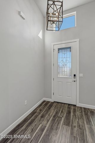 6221 Quicksilver Street, Las Cruces, NM 88012