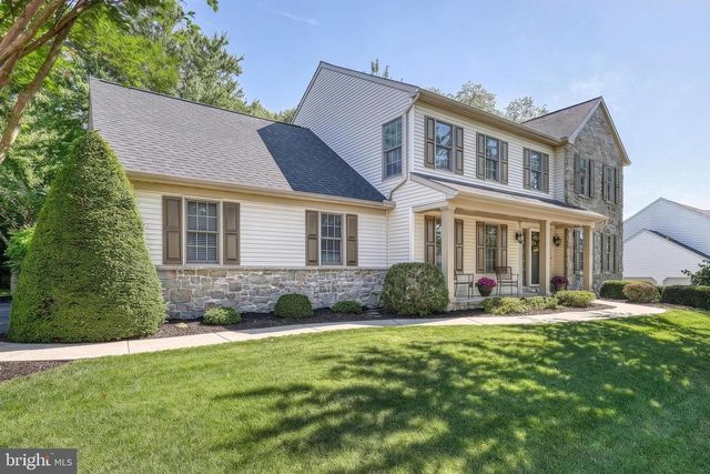 2540 EL DORADO DR, York, PA 17402