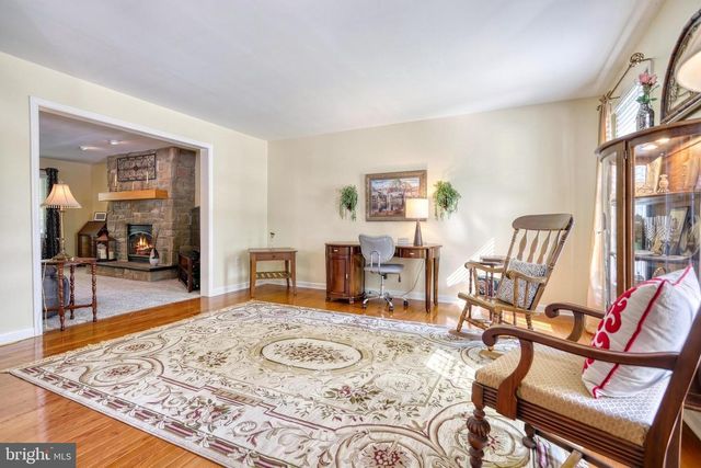 2540 EL DORADO DR, York, PA 17402