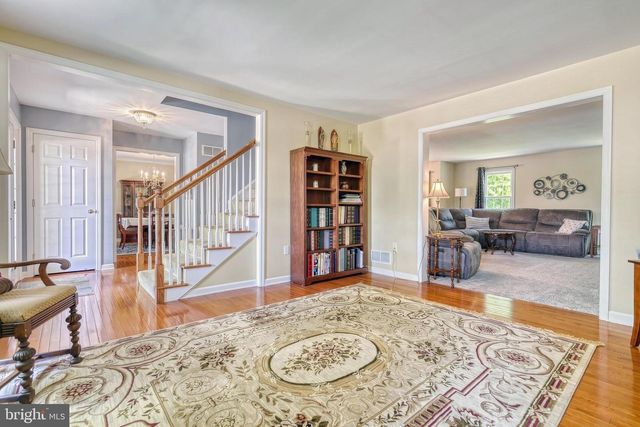 2540 EL DORADO DR, York, PA 17402