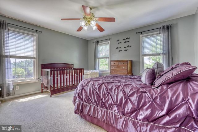 2540 EL DORADO DR, York, PA 17402