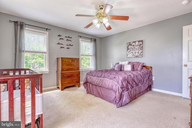 2540 EL DORADO DR, York, PA 17402