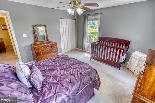 2540 EL DORADO DR, York, PA 17402