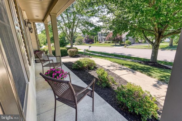 2540 EL DORADO DR, York, PA 17402