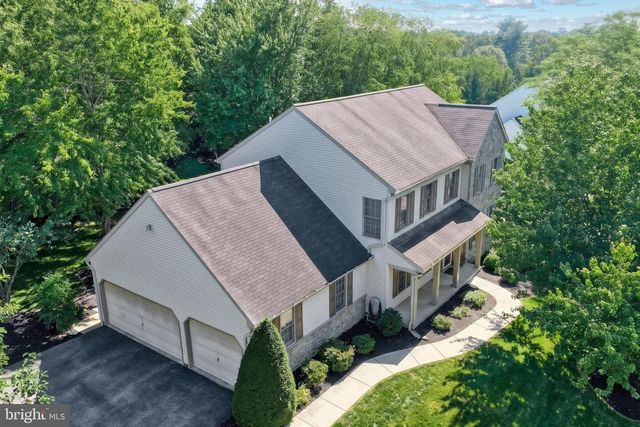 2540 EL DORADO DR, York, PA 17402