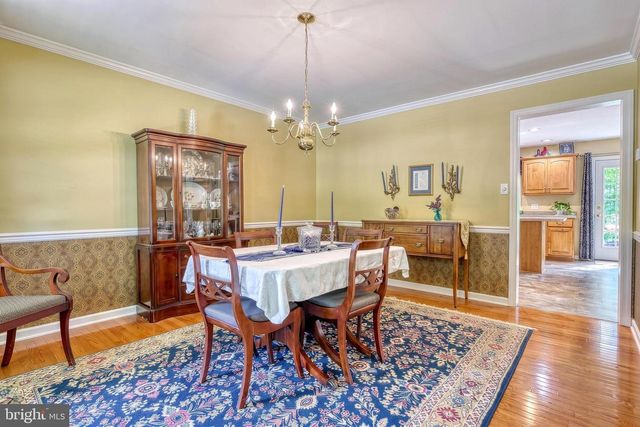 2540 EL DORADO DR, York, PA 17402