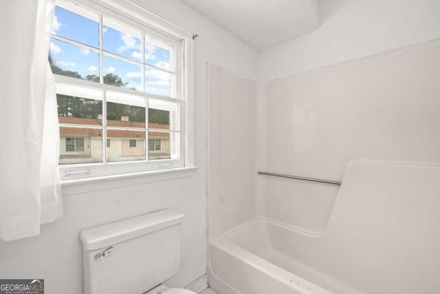 151 Old Ferry Way, Roswell, GA 30076