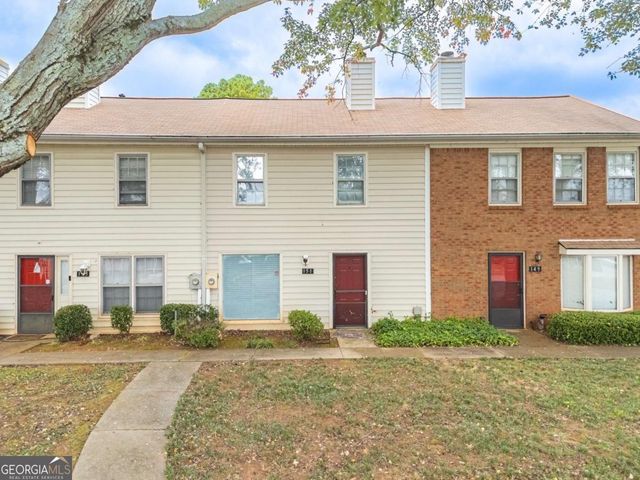 151 Old Ferry Way, Roswell, GA 30076