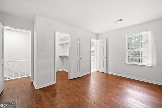 151 Old Ferry Way, Roswell, GA 30076