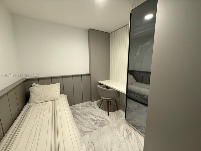 851 NE 1st Avenue 4811, Miami, FL 33132