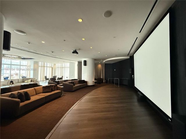 851 NE 1st Avenue 4811, Miami, FL 33132