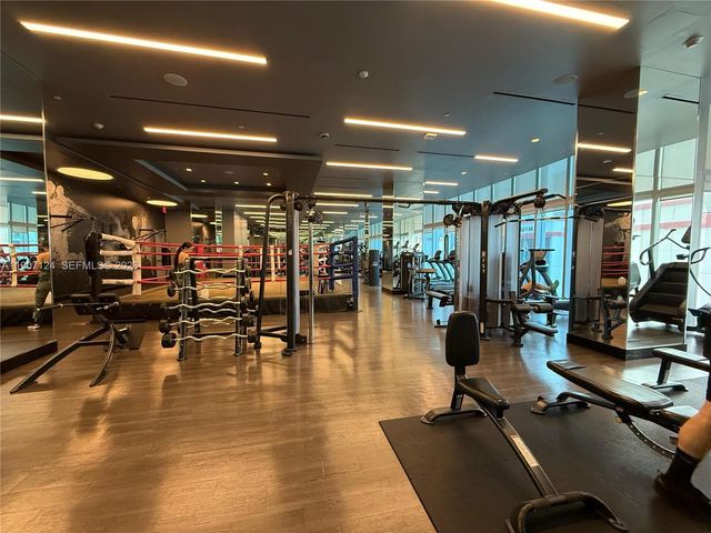 851 NE 1st Avenue 4811, Miami, FL 33132