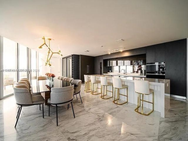 851 NE 1st Avenue 4811, Miami, FL 33132