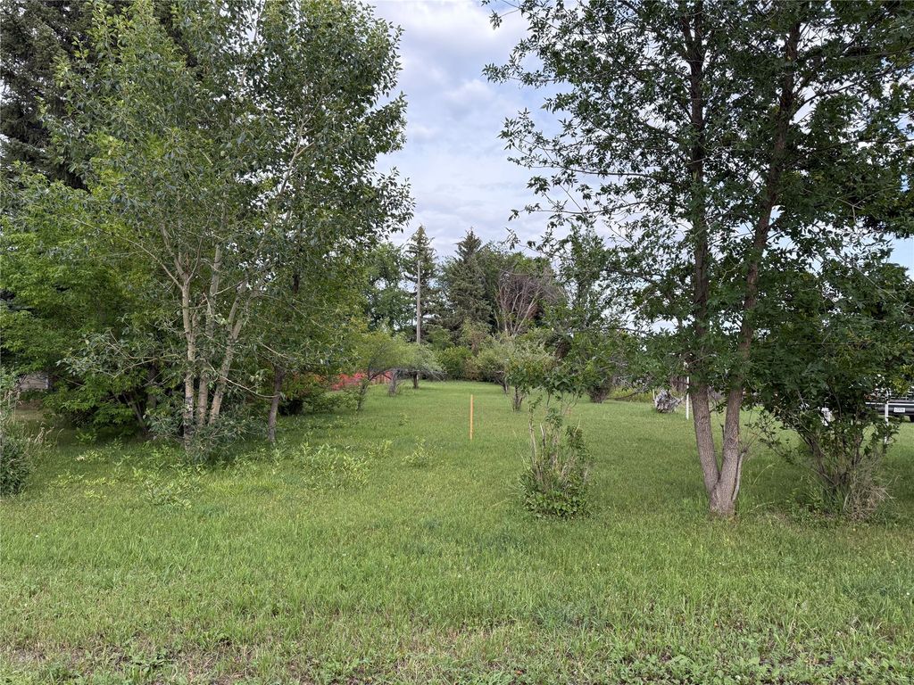 607 3rd Avenue SW, Choteau, MT 59422 photo 3