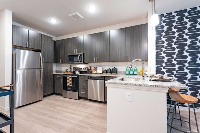 12001 Heatherly Dr Apt 6310, Austin, TX 78747