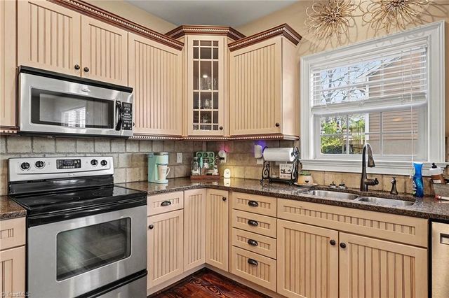 676 High Rock Shores Drive, Lexington, NC 27292