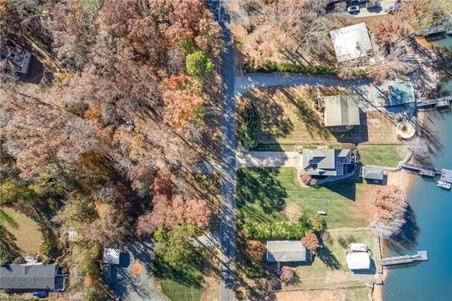 676 High Rock Shores Drive, Lexington, NC 27292