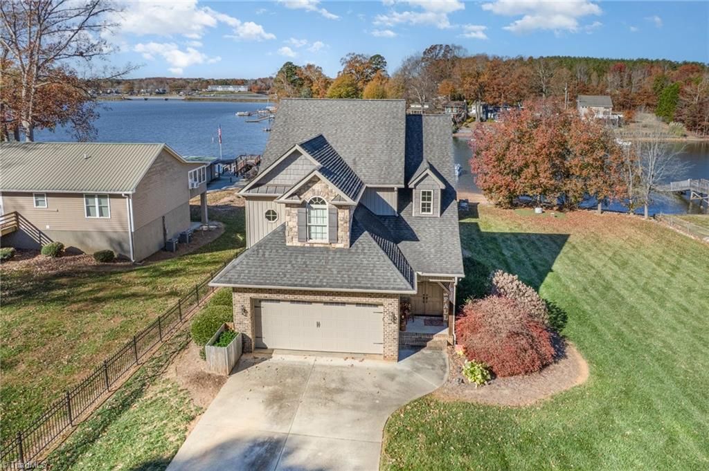 676 High Rock Shores Drive, Lexington, NC 27292