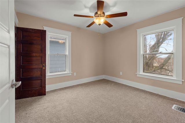 942 W 25TH Street, Erie, PA 16502