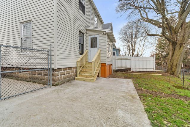 942 W 25TH Street, Erie, PA 16502