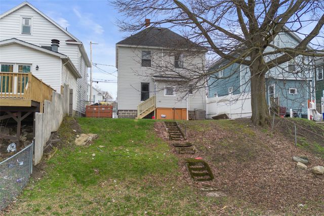 942 W 25TH Street, Erie, PA 16502