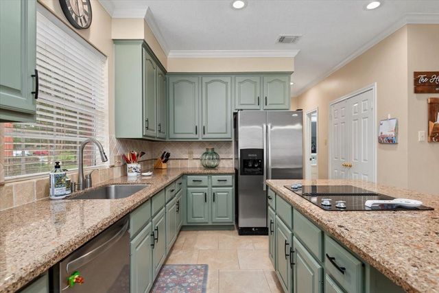 3727 Brookvale Court, Kingwood, TX 77345