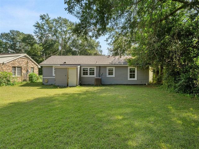 921 Lake Court Drive, Deridder, LA 70634