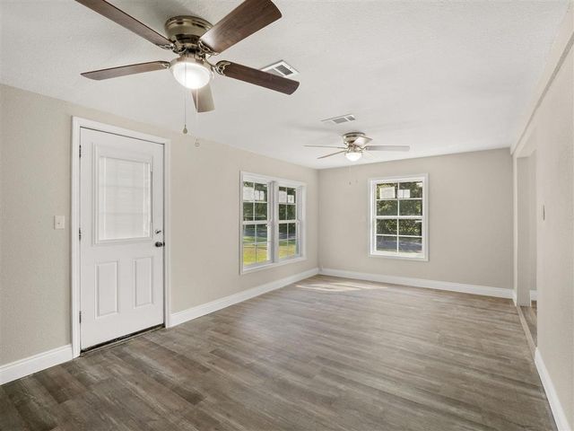 921 Lake Court Drive, Deridder, LA 70634