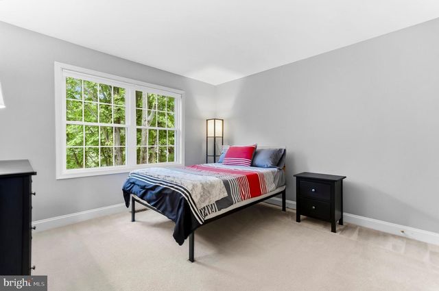 309 ROSE GLEN LN, Kennett Square, PA 19348