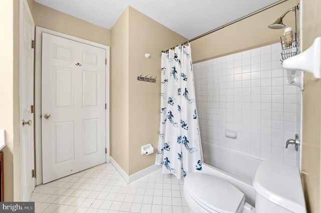 309 ROSE GLEN LN, Kennett Square, PA 19348