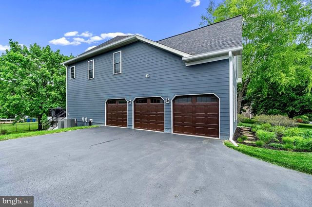 309 ROSE GLEN LN, Kennett Square, PA 19348