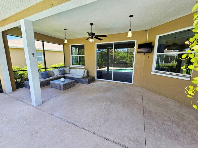 7342 LOBLOLLY BAY TRAIL, Lakewood Ranch, FL 34202