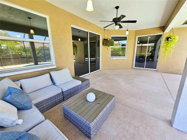 7342 LOBLOLLY BAY TRAIL, Lakewood Ranch, FL 34202
