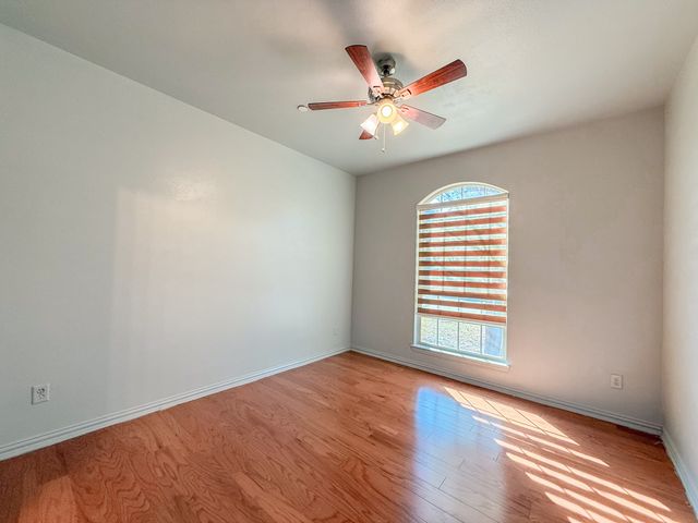 4912 Empire Way, Irving, TX 75038