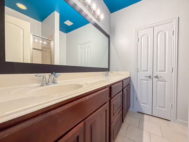 4912 Empire Way, Irving, TX 75038