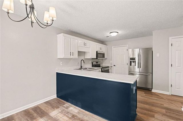 6041 Creekerton Boulevard, Mcdonough, GA 30252