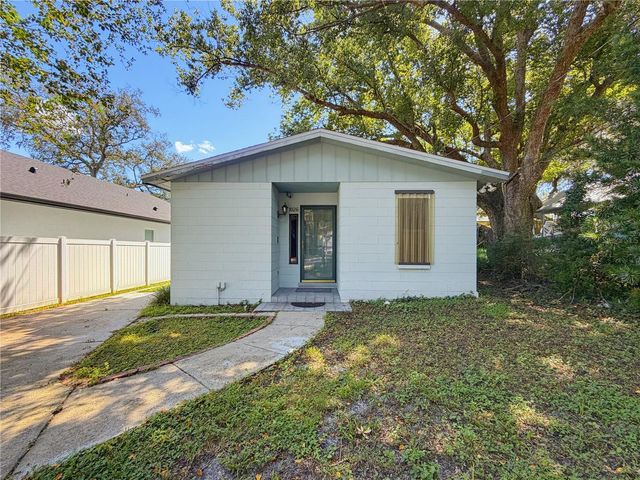 1026 W RAMBLA STREET, Tampa, FL 33612