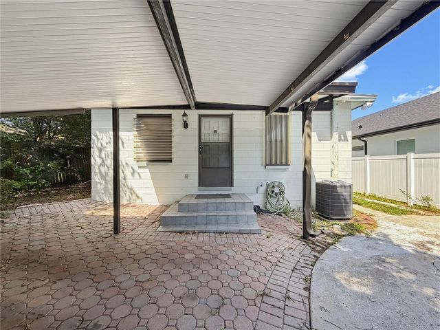 1026 W RAMBLA STREET, Tampa, FL 33612