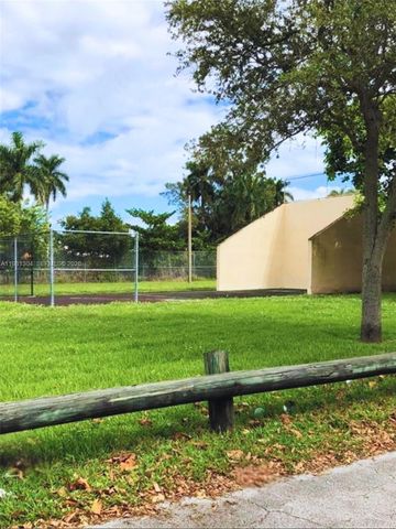 8325 NW 5th Ave 8325, Miami, FL 33150